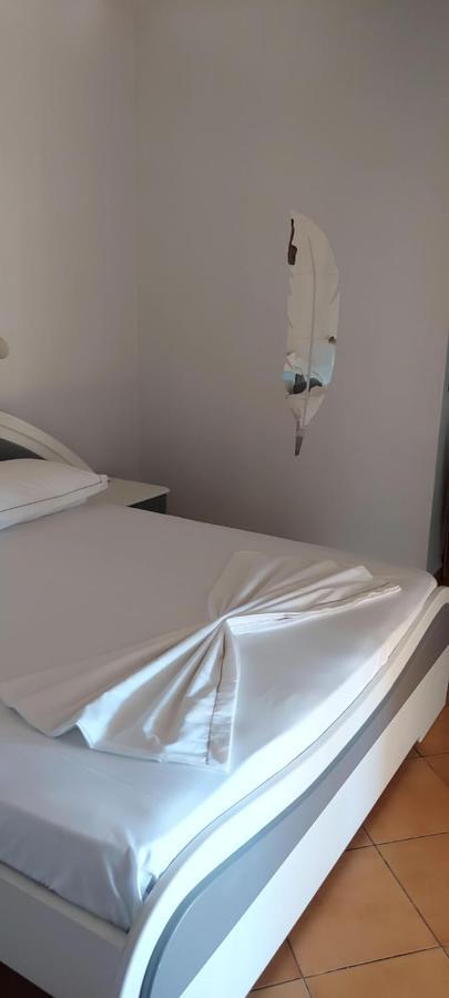 Kanina Hotel&Hostel Саранде Екстериор снимка