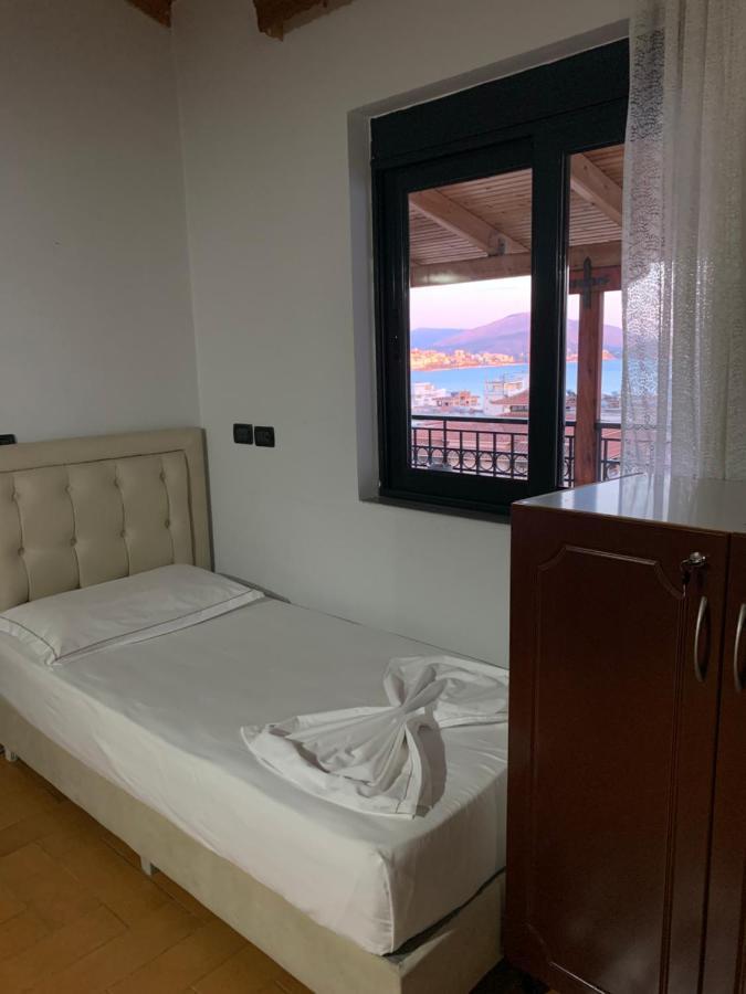 Kanina Hotel&Hostel Саранде Екстериор снимка