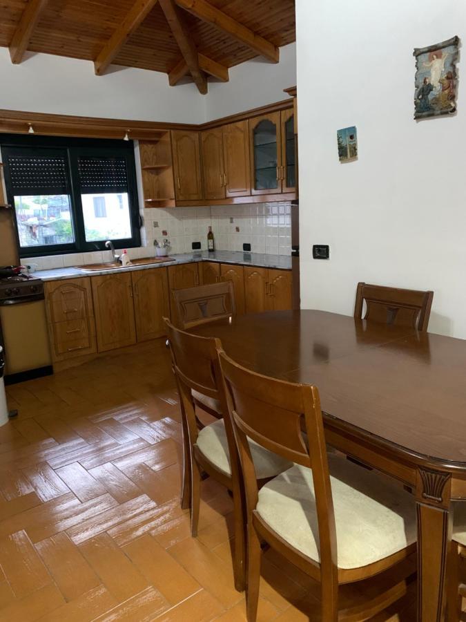 Kanina Hotel&Hostel Саранде Екстериор снимка