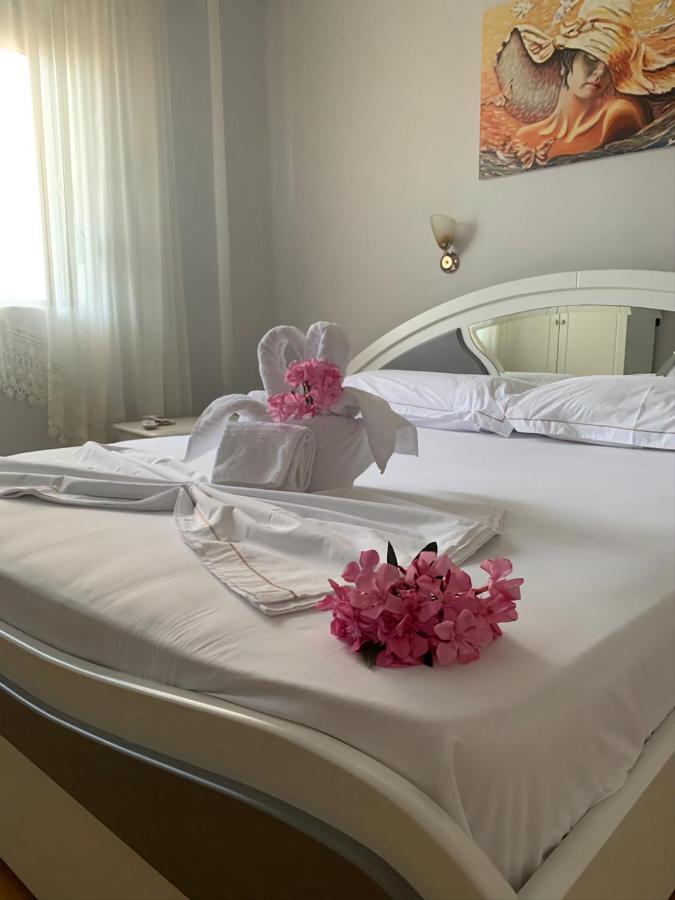 Kanina Hotel&Hostel Саранде Екстериор снимка